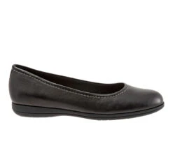 Women's Trotters Darcey Flats
