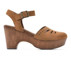 Women's White Mountain Cassidy Platform Heeled Clog