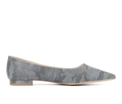 Women's Fashion To Figure Bailey Wide Width Flats