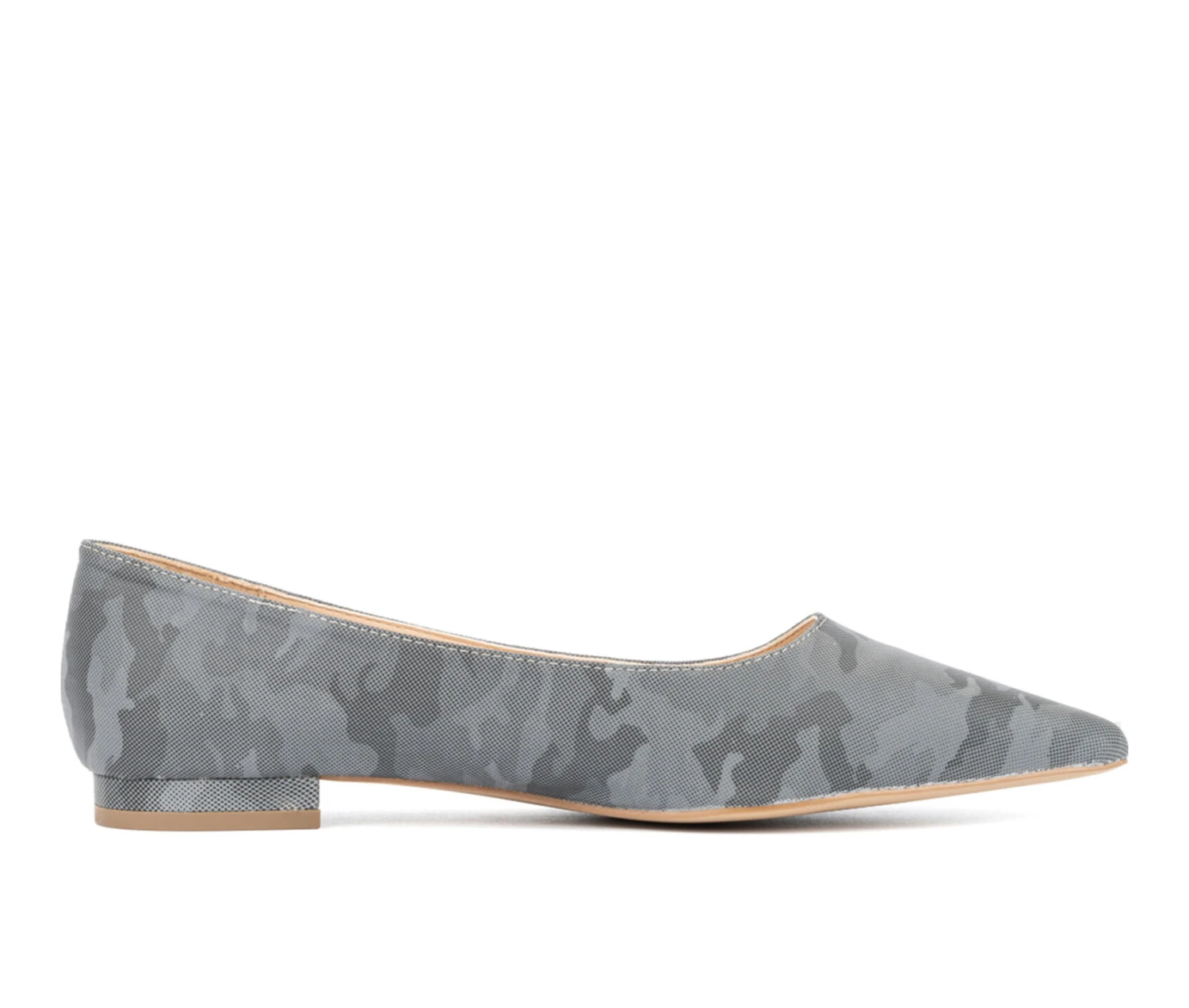 Women's Fashion To Figure Bailey Wide Width Flats