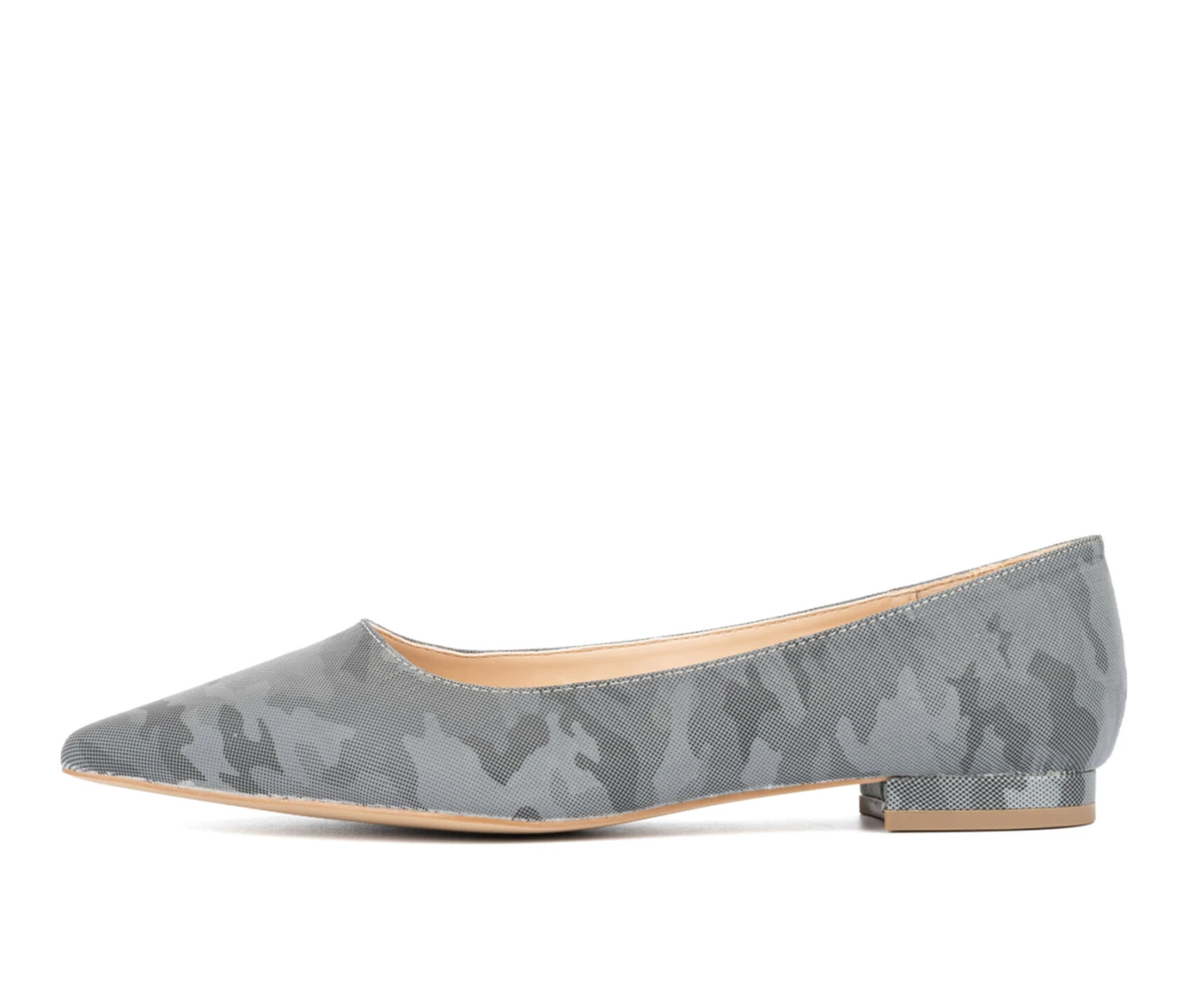 Women's Fashion To Figure Bailey Wide Width Flats - Image 3
