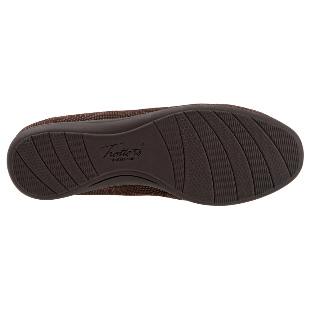 Trotters Deanna Slip-On Brown Mini Dots (Women's) - Image 7