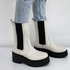 WHITE LEATHER LONG BOOTS